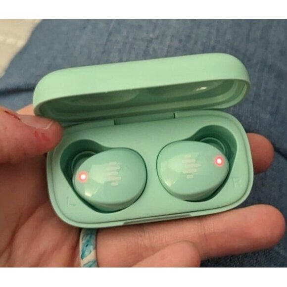 New Buds Wireless Earbuds, Bluetooth 5.3, Built-in Microphone, 20 Hour Playtime